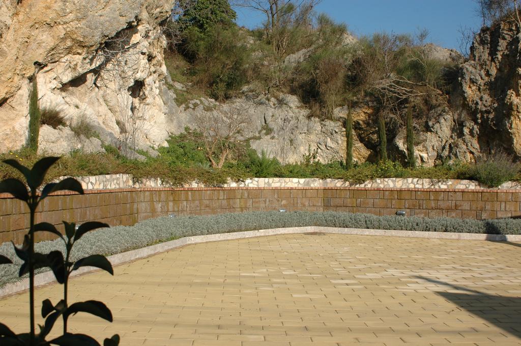 San Leucio Resort กาแซร์ตา ภายนอก รูปภาพ